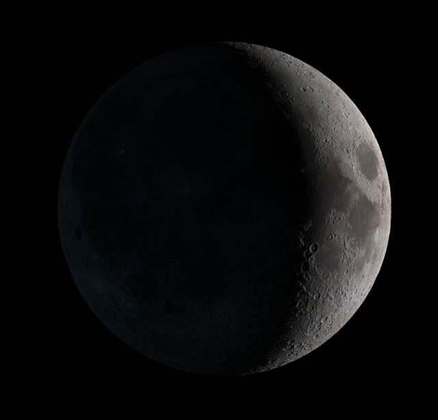 Moon Pictures-the moon pictured the day before going into its last quarter  pha