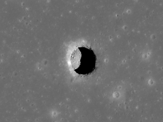 NASA's LRO Finds Lunar Pits Harbor Comfortable Temperatures